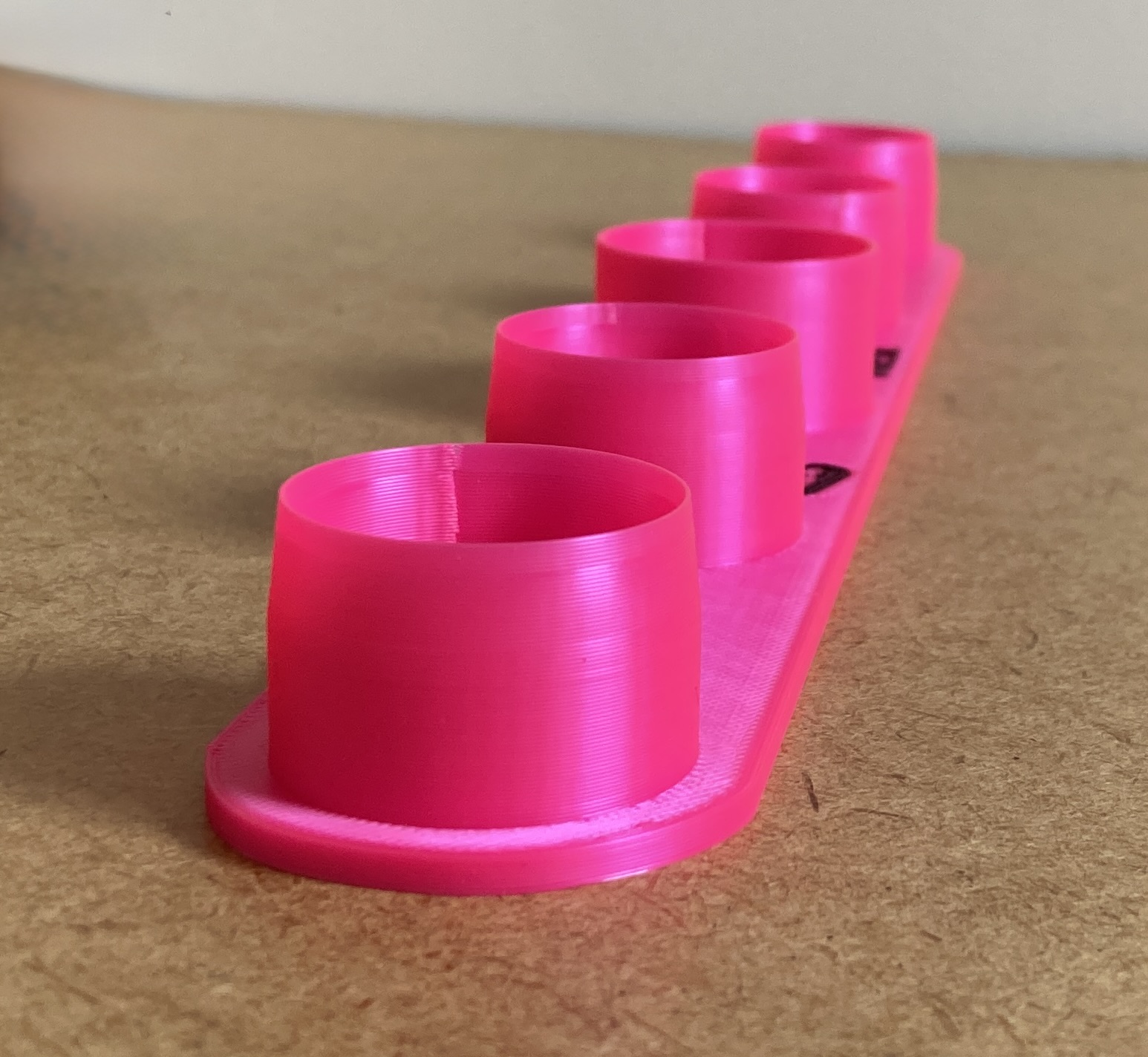 Pink NN00 flat mounted Nozzle Nest